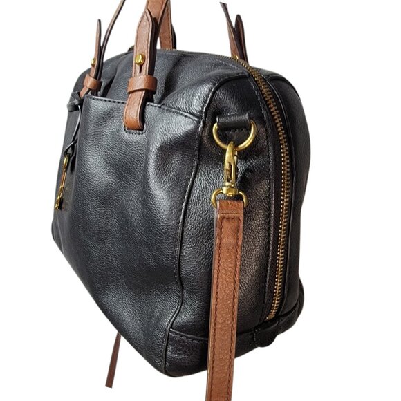 Fossil Black Leather Satchel Crossbody – Classic Style, Good Condition - Picture 2 of 15
